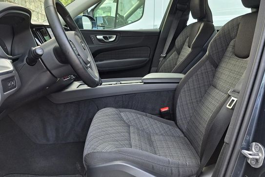 Volvo XC60 T6 Plug-in Hybrid Core