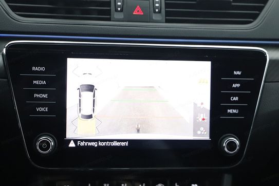 Skoda Superb 2.0 Tdi Scr Sportline Dsg