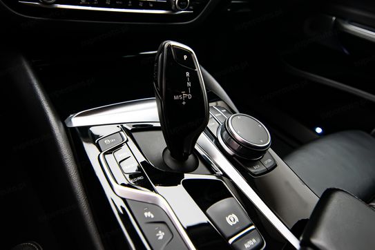 BMW Seria 6 Gran Turismo 620d Sport Line aut