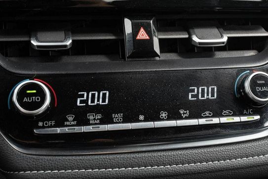 Toyota Corolla 1.8 Hybrid