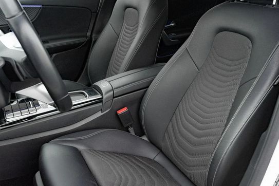 Mercedes Klasa A A 200 d Progressive 8G-DCT