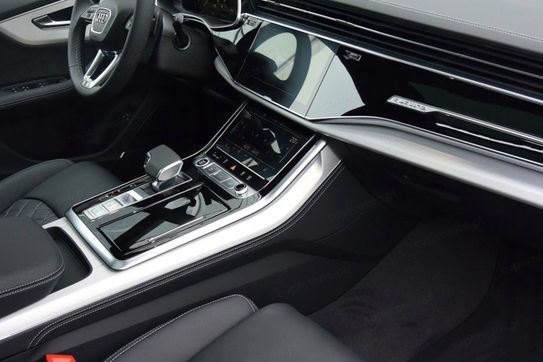 Audi Q8 TFSI e quattro