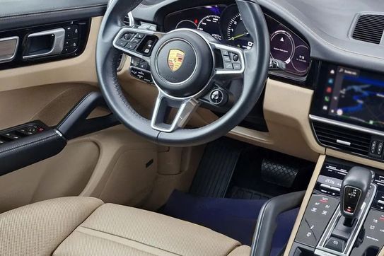 Porsche Cayenne E-Hybrid Platinum Edition