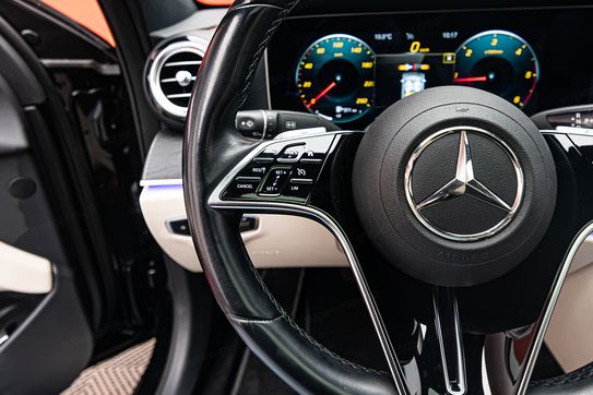 Mercedes Klasa E 220 d 4-Matic