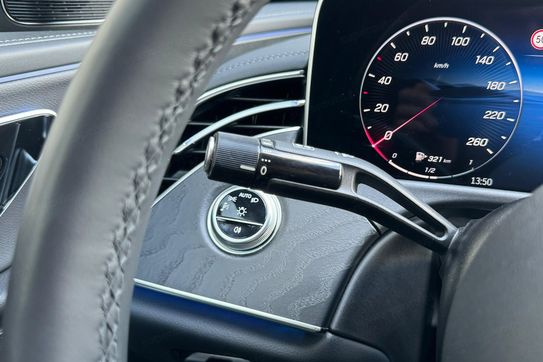 Mercedes Klasa E 300 e 4-Matic AMG