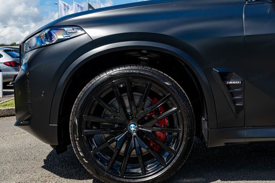 BMW X5 M60i xDrive