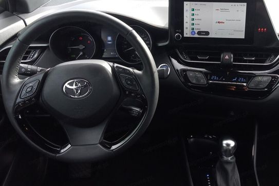 Toyota C-HR 1.8 Hybrid Style