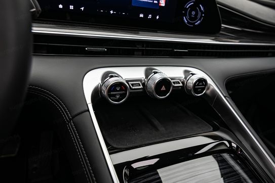 Omoda 9 1.5 Super Hybrid Exclusive AWD