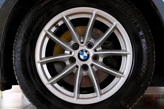 BMW Seria 3 320d Advantage