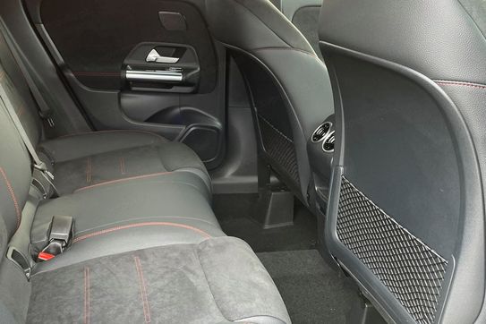 Mercedes GLA 200  AMG Line