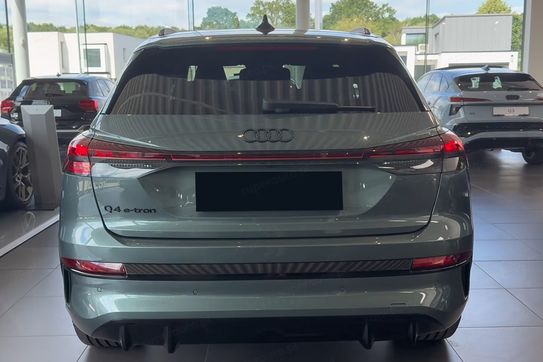 Audi Q4 e-tron S line