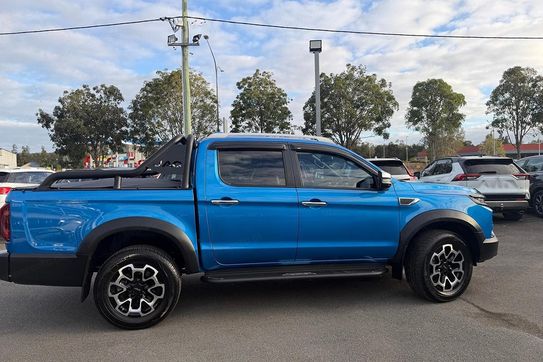 Jac T9 8AT 4x4