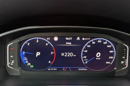 Volkswagen Passat TDI SCR 4Mot. DSG