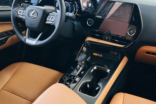 Lexus NX 350h Prestige 2WD