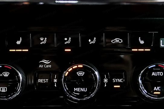 Skoda Superb 2.0 TDI SCR L&K DSG