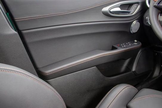 Alfa Romeo Giulia 2.0 Turbo Intensa Q4