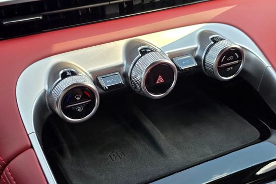 Omoda 9 Super Hybrid Exclusive AWD