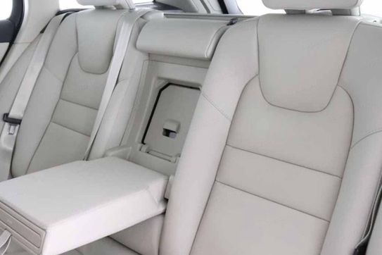 Volvo V60 B4 B Plus Bright