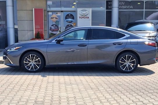 Lexus ES 300h Business Edition
