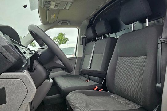 Volkswagen Transporter L2H1