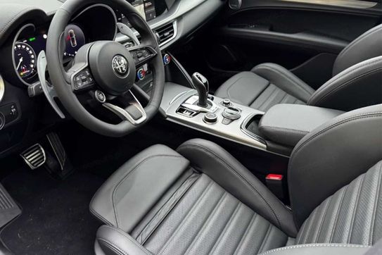 Alfa Romeo Stelvio 2.0 Turbo Veloce Q4