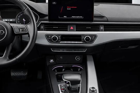 Audi A4 35 TFSI mHEV Advanced S tronic