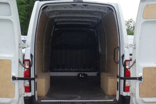 Renault Master 2.3  dCi L2H2