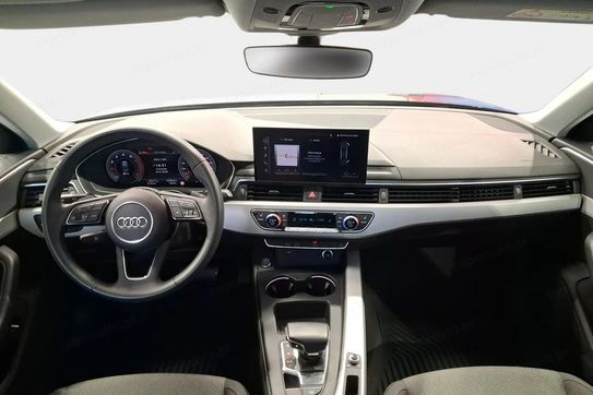Audi A4 35 TFSI mHEV S tronic