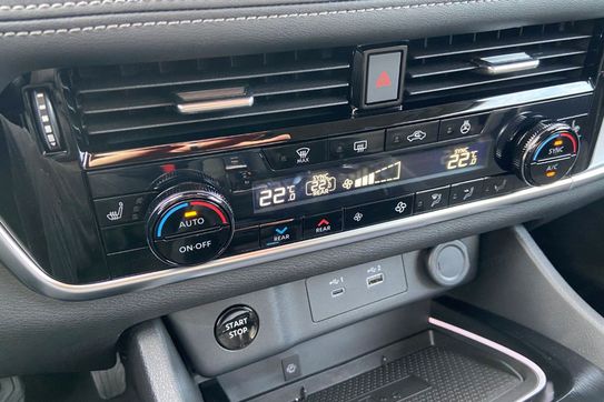 Nissan X-Trail N-Trek  e-POWER  e-4ORCE 1.5 VC-T
