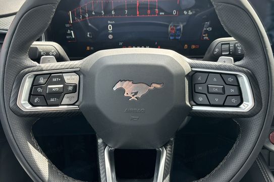 Ford Mustang GT Fastback 5.0 V8