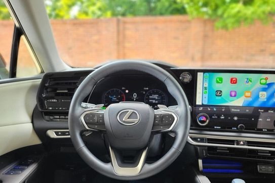 Lexus RX 450h+ F Sport Design