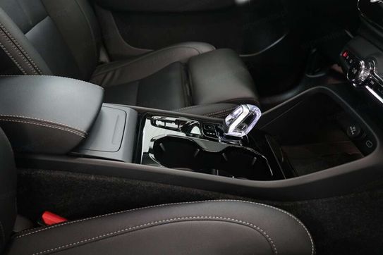Volvo XC40 B4 Plus Dark
