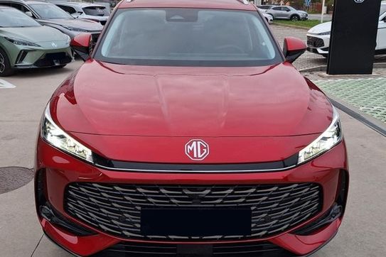 MG HS Exclusive 1.5 AT