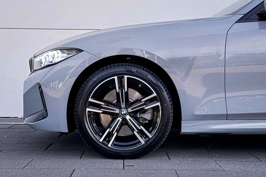 BMW Seria 3 320i xDrive M Sport