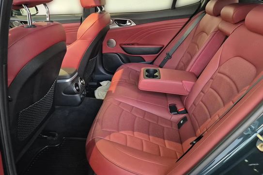 Kia Stinger T-GDI V6 GT AWD