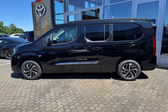 Toyota Proace City Verso Long Family