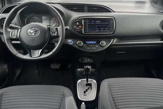 Toyota Yaris Hybrid 100 Selection
