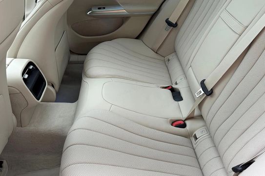 Mercedes Klasa E 200 4-Matic Exclusive