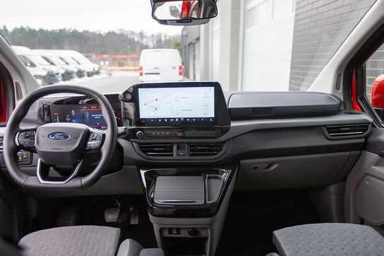 Ford Tourneo Custom L1H1 Titanium X AT