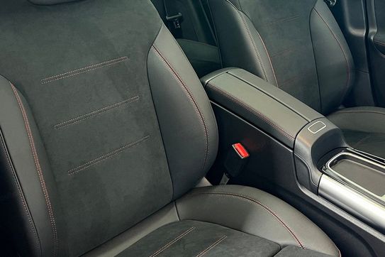 Mercedes GLA 200 AMG Line