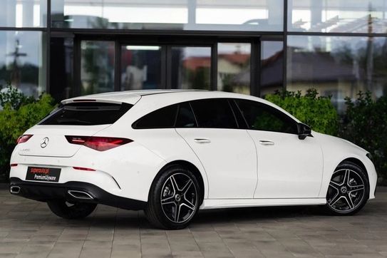 Mercedes CLA Shooting Brake 200 AMG Line