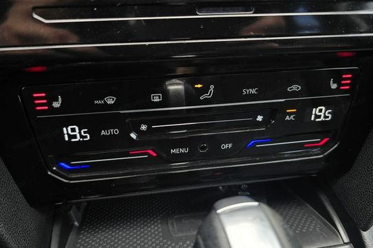 Volkswagen Passat 2.0 TDI Business DSG