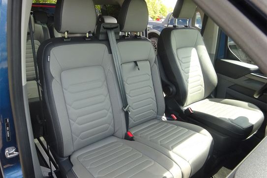 Ford Tourneo Custom 320 L2H1 Titanium A8