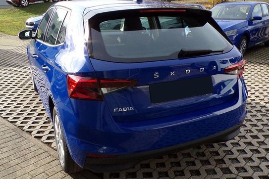 Skoda Fabia Essence 1.0 MPI