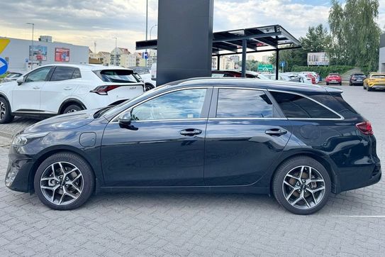 Kia Ceed 1.6 Gdi Phev Business Line Dct