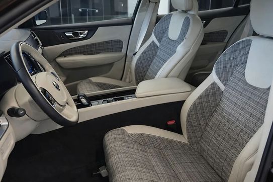 Volvo V60 B4 B Momentum Pro aut