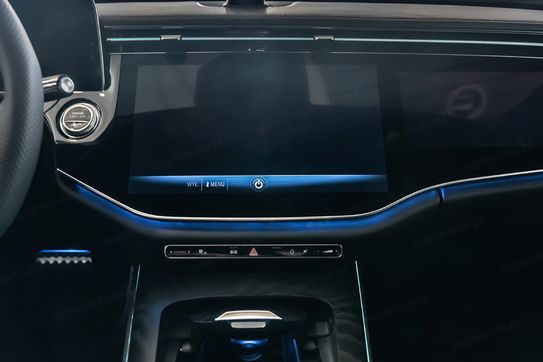 Mercedes E Klasa 220 d 4-Matic AMG