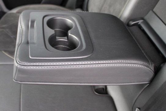 DS DS7 Crossback Performance Line