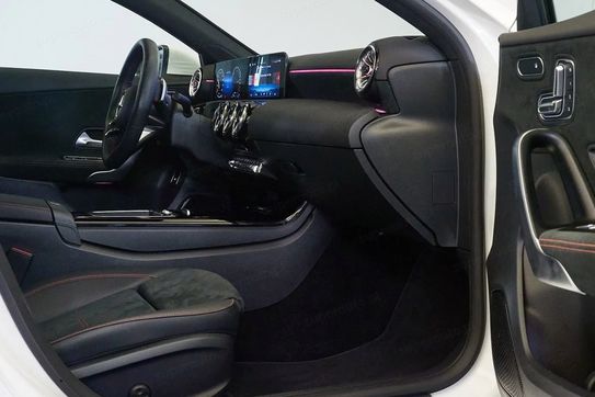 Mercedes Klasa A 250 e AMG Line