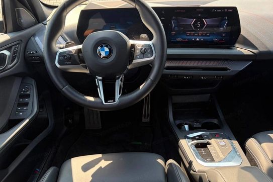 BMW Seria 1 120d mHEV aut